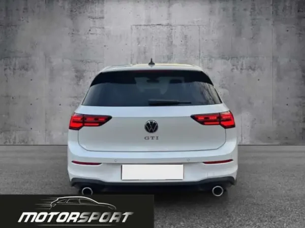 Volkswagen Golf GTI 2.0 TSI 245cv DSG - Anno: 02/2024 - Km: 20.000 - immagine 4