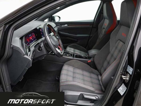 Volkswagen Golf GTI 2.0 TSI 245cv DSG - Anno: 12/2023 - Km: 8.000 - immagine 6