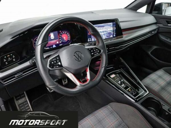 Volkswagen Golf GTI 2.0 TSI 245cv DSG - Anno: 12/2023 - Km: 8.000 - immagine 8