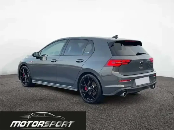 Volkswagen Golf GTI 2.0 TSI 245cv DSG - Anno: 04/2024 - Km: 13.800 - immagine 4
