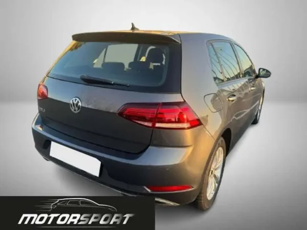 Volkswagen Golf 1.6 TDI 115cv DSG Business - Anno: 05/2019 - Km: 144.950 - immagine 8