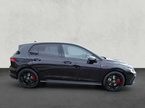 Volkswagen Golf GTI 2.0 TSI 245cv DSG - Anno: 01/2024 - Km: 19.850 - immagine 3