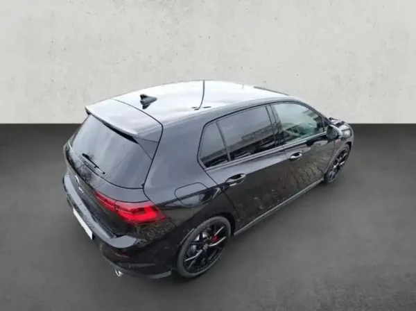 Volkswagen Golf GTI 2.0 TSI 245cv DSG - Anno: 01/2024 - Km: 19.850 - immagine 4
