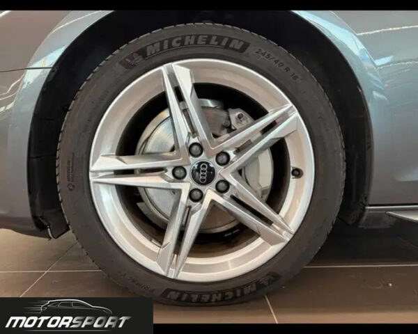 Audi A4 Avant 40 TDI 204cv quattro S Line S Tronic - Anno: 02/2024 - Km: 17.400 - immagine 8