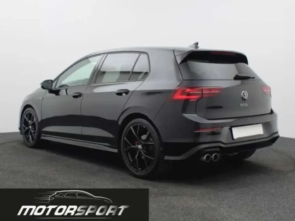 Volkswagen Golf GTD 2.0 TDI 200cv DSG – Anno: 01/2024 – Km: 27.950 - immagine 5