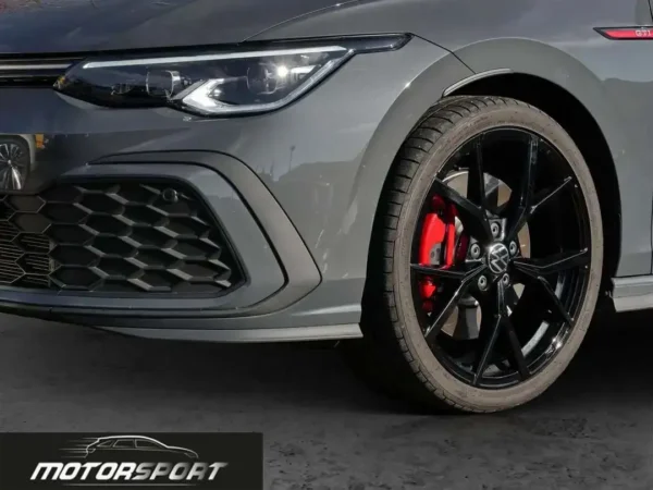 Volkswagen Golf GTI 2.0 TSI 245cv DSG - Anno: 12/2023 - Km: 8.300 - immagine 4