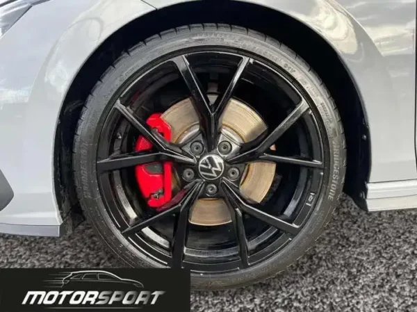 Volkswagen Golf GTI 2.0 TSI 245cv DSG - Anno: 04/2024 - Km: 19.100 - immagine 6