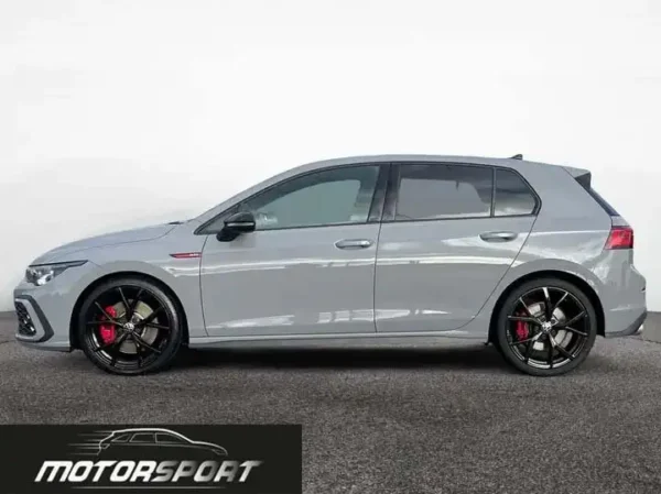 Volkswagen Golf GTI 2.0 TSI 245cv DSG - Anno: 04/2024 - Km: 19.100 - immagine 5