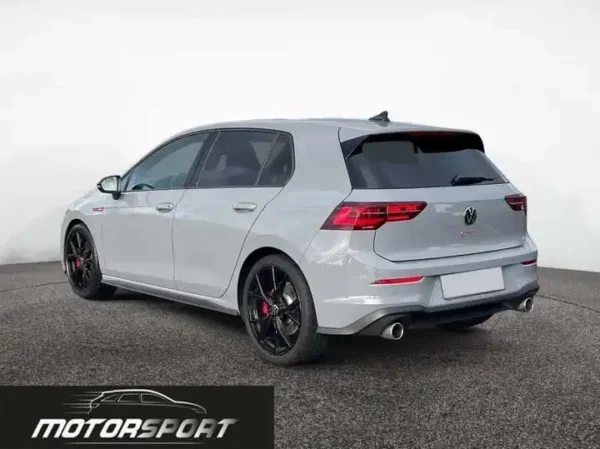 Volkswagen Golf GTI 2.0 TSI 245cv DSG - Anno: 04/2024 - Km: 19.100 - immagine 3