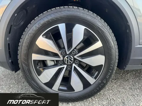 Volkswagen T-Roc 1.5 TSI 150 CV DSG Move - Anno: 05/2024 - Km: 25.450 - immagine 10