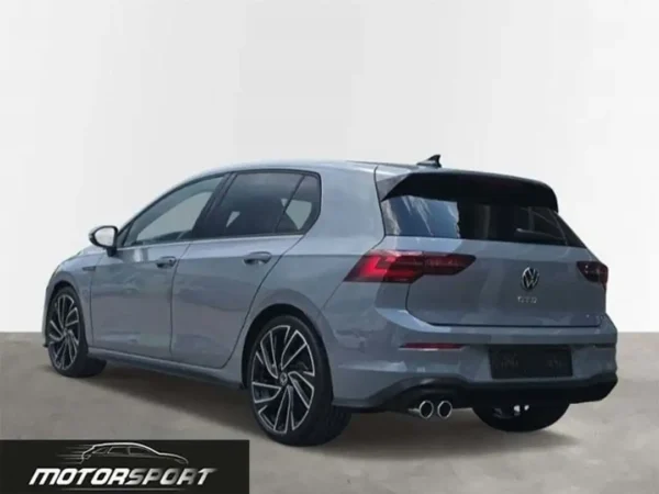 Volkswagen Golf GTD 2.0 TDI 200cv DSG - Anno: 06/2024 - Km: 100 - immagine 4