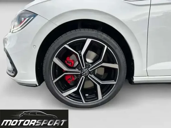 Volkswagen Polo GTI 2.0 TSI 207cv DSG - Anno: 09/2024 - Km: 5.000 - immagine 3