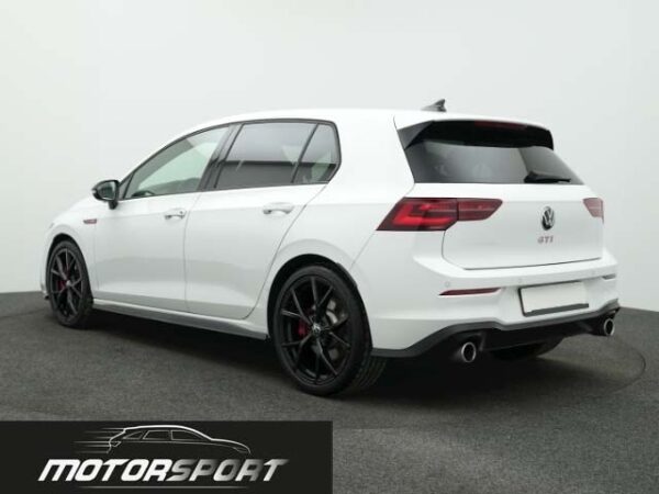 Volkswagen Golf GTI 2.0 TSI 245cv DSG – Anno: 04/2024 – Km: 14.750 - immagine 5