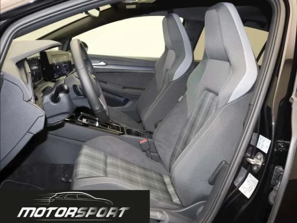 Volkswagen Golf GTD 2.0 TDI 200cv DSG - Anno: 01/2024 - Km: 26.250 - immagine 3