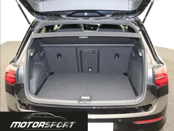 Volkswagen Golf GTD 2.0 TDI 200cv DSG - Anno: 01/2024 - Km: 26.250 - immagine 9