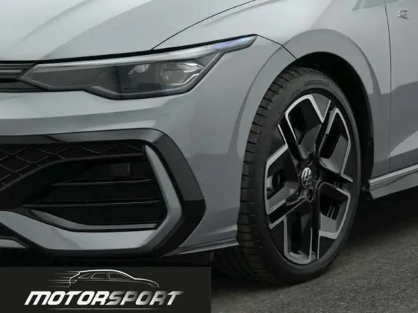 Volkswagen Golf 2.0 TDI 150cv DSG R-Line Facelift - Anno: 08/2024 - Km: 21.250 - immagine 9