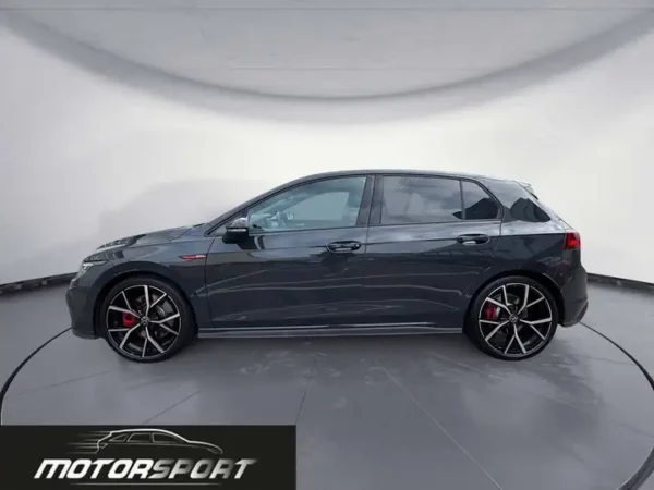 Volkswagen Golf GTI 2.0 TSI 245cv DSG - Anno: 03/2024 - Km: 14.980 - immagine 3
