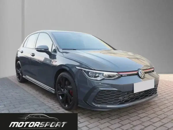 Volkswagen Golf GTI 2.0 TSI 245cv DSG - Anno: 02/2024 - Km: 21.950 - immagine 2