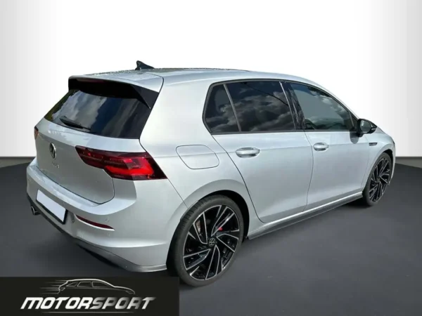 Volkswagen Golf GTD 2.0 TDI 200cv DSG - Anno: 08/2023 - Km: 20.550 - immagine 5