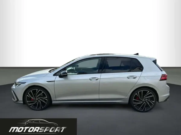 Volkswagen Golf GTD 2.0 TDI 200cv DSG - Anno: 08/2023 - Km: 20.550 - immagine 3