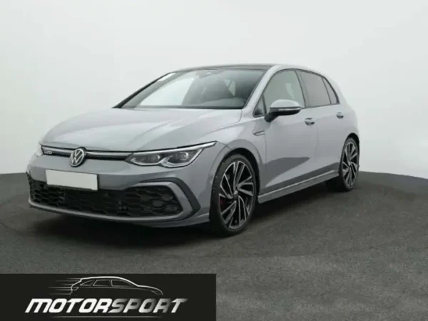 Volkswagen Golf GTD 2.0 TDI 200cv DSG - Anno: 01/2024 - Km: 25.120