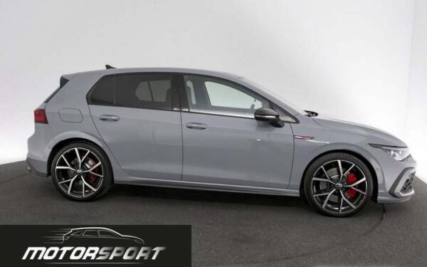 Volkswagen Golf GTI 2.0 TSI 245cv DSG - Anno: 03/2024 - Km: 28.870 - immagine 3