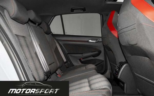 Volkswagen Golf GTI 2.0 TSI 245cv DSG - Anno: 03/2024 - Km: 28.870 - immagine 8