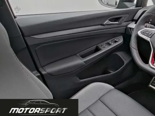 Volkswagen Golf GTI 8.5 2.0 TSI 265cv DSG – Anno: 08/2024 – Km: 11.800 - immagine 11