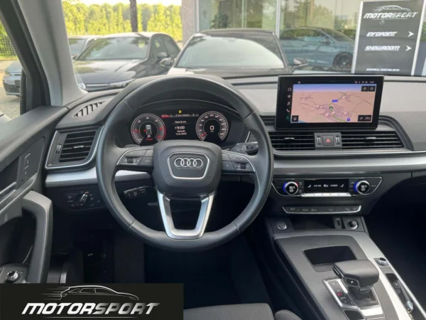 Audi Q5 40 TDI 204 CV quattro S tronic S Line - Anno: 01/2024 - Km: 17.700 - immagine 13