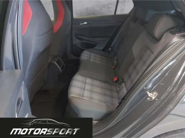 Volkswagen Golf GTI 2.0 TSI 245cv DSG - Anno: 12/2023 - Km: 11.120 - immagine 11