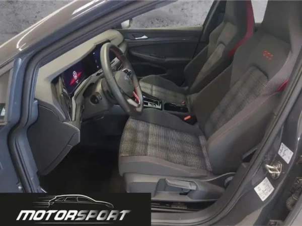 Volkswagen Golf GTI 2.0 TSI 245cv DSG - Anno: 12/2023 - Km: 11.120 - immagine 7