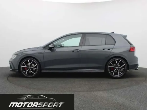 Volkswagen Golf GTD 2.0 TDI 200cv DSG - Anno: 02/2024 - Km: 20.950 - immagine 5