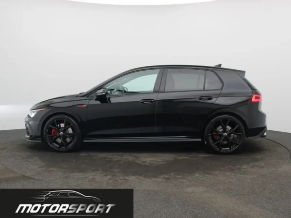 Volkswagen Golf GTI 2.0 TSI 245cv DSG - Anno: 04/2024 - Km: 15.000 - immagine 3