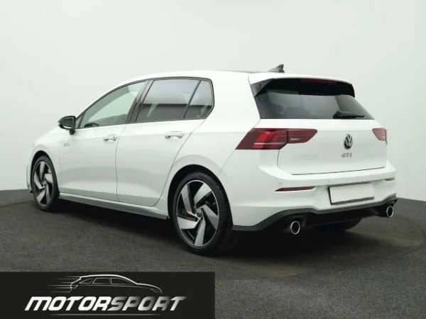 Volkswagen Golf GTI 8.5 2.0 TSI 265cv DSG - Anno: 10/2024 - Km: 19.245 - immagine 7