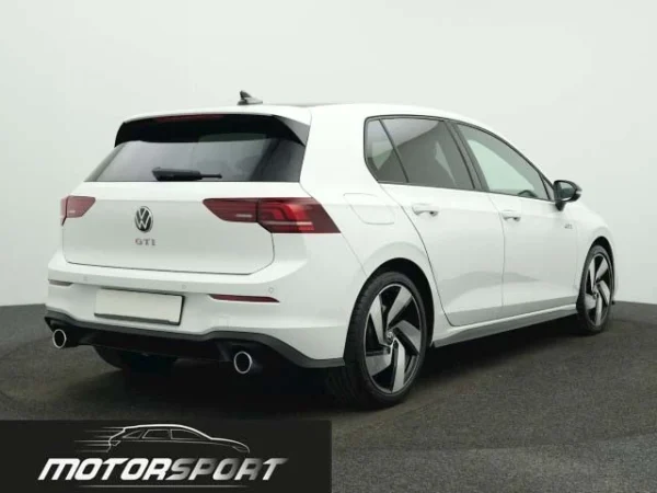 Volkswagen Golf GTI 8.5 2.0 TSI 265cv DSG - Anno: 10/2024 - Km: 19.245 - immagine 5