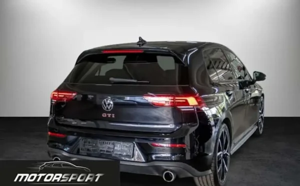 Volkswagen Golf GTI 2.0 TSI 245cv DSG - Anno: 05/2023 - Km: 30.600 - immagine 2