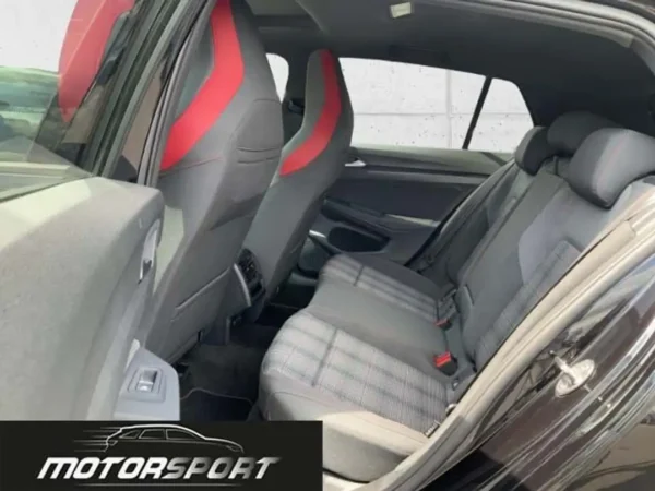 Volkswagen Golf GTI 2.0 TSI 245cv DSG - Anno: 03/2024 - Km: 14.070 - immagine 13