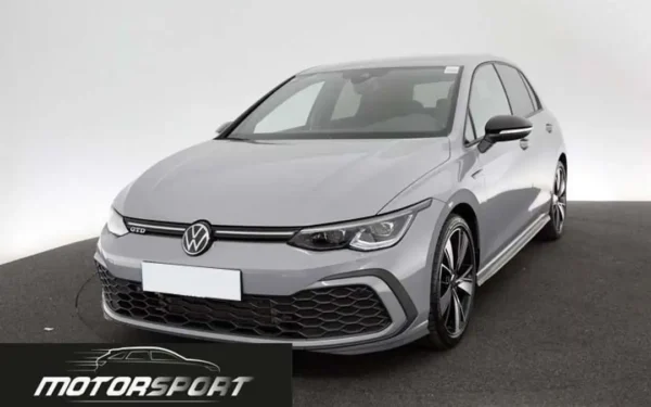 Volkswagen Golf GTD 2.0 TDI 200cv DSG - Anno: 03/2024 - Km: 27.950