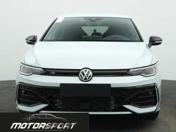 Volkswagen Golf 1.5 eTSI 150cv DSG R-Line - Anno: 06/2025 - Km: 1.000 - immagine 3