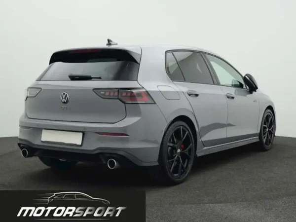 Volkswagen Golf GTI 2.0 TSI 265cv DSG Facelift - Anno: 10/2024 - Km: 28.130 - immagine 8