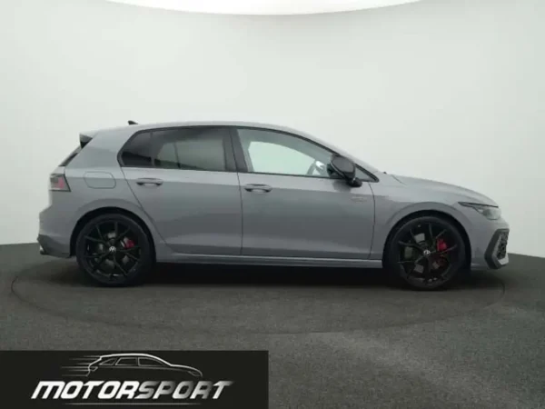 Volkswagen Golf GTI 2.0 TSI 265cv DSG Facelift - Anno: 10/2024 - Km: 28.130 - immagine 4
