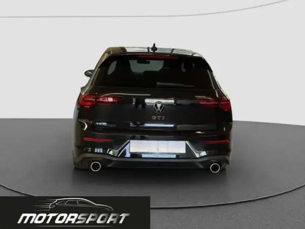 Volkswagen Golf GTI 2.0 TSI 245cv DSG - Anno: 04/2023 - Km: 20.270 - immagine 6