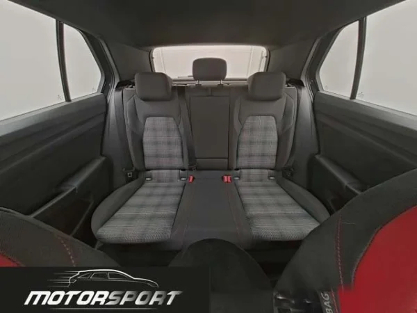 Volkswagen Golf GTI 8.5 2.0 TSI 265cv DSG – Anno: 10/2024 – Km: 22.450 - immagine 13