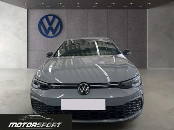 Volkswagen Golf GTD 2.0 TDI 200cv DSG - Anno: 01/2024 - Km: 24.500 - immagine 2