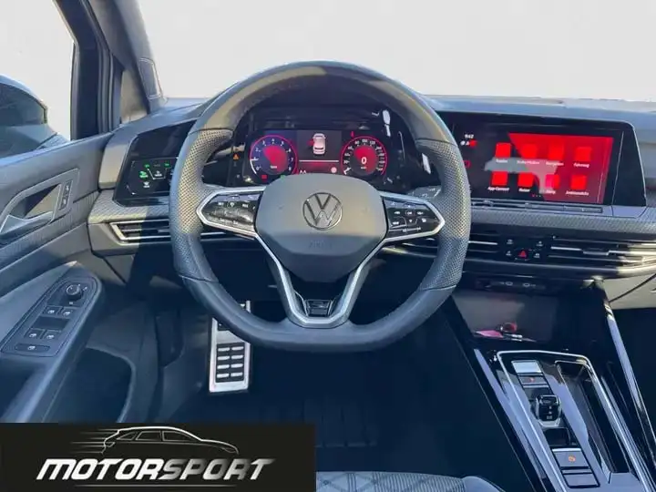 Volkswagen Golf R Line 1.5 eTSI 150 CV DSG Novembre 2023 25250 KM. - immagine 8