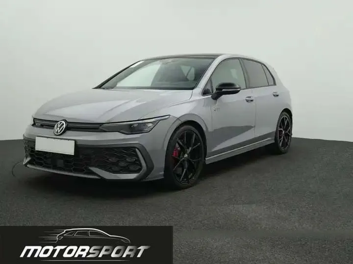 Volkswagen Golf GTI 2.0 TSI 265 CV DSG Agosto 2025 14950 KM.