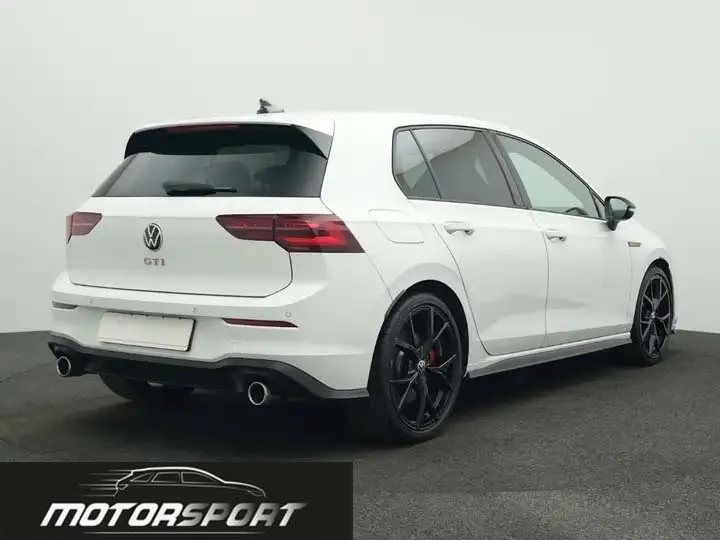 Volkswagen Golf GTI 2.0 TSI 245 CV DSG Aprile 2024 53310 KM. - immagine 8