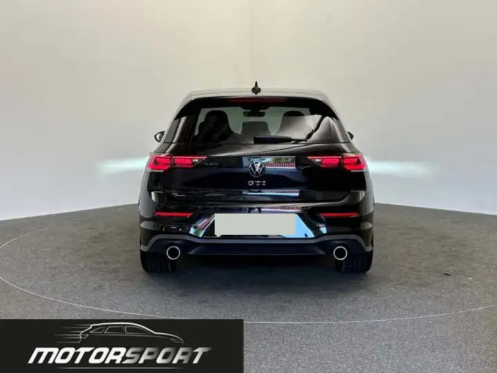 Volkswagen Golf GTI 2.0 TSI 265 CV DSG Dicembre 2025 22530 KM. - immagine 4